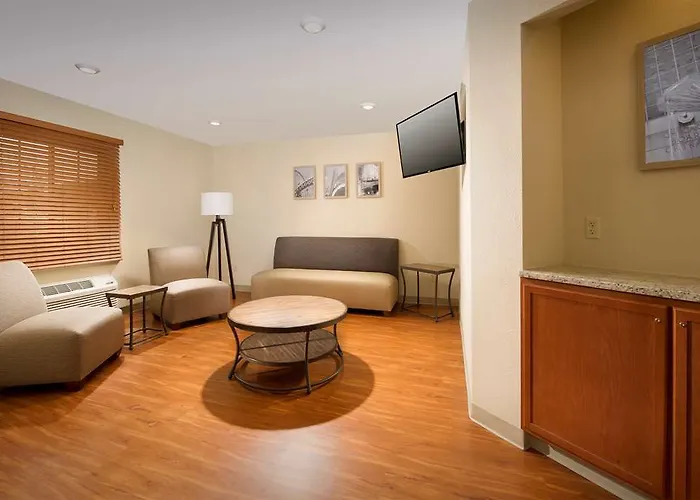 Woodspring Chicago Отель Ромеовилл